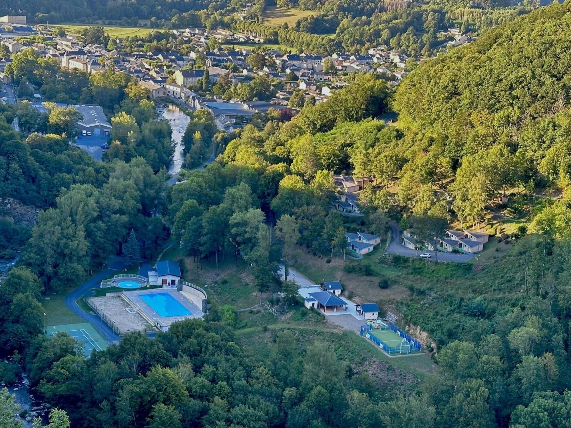 Village Vacances Du Camboussel Brassac  Exterior foto